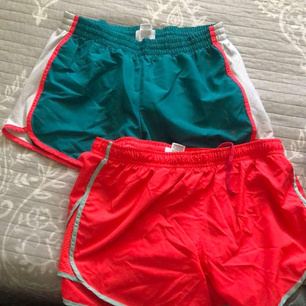 Athletic shorts for women